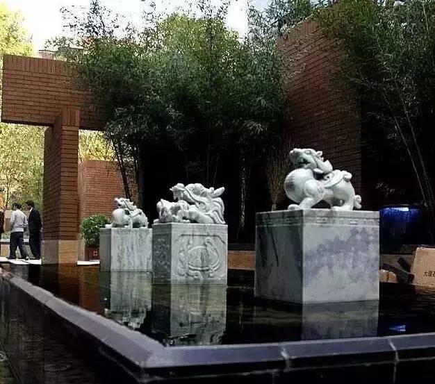 論新中式建筑中的景觀手法，傳統(tǒng)藝術(shù)構(gòu)造