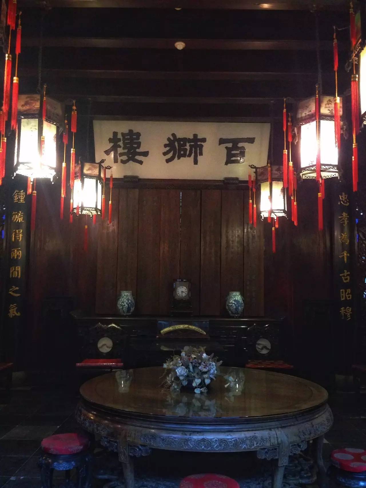 江南豪宅，淺談用紫檀和花梨木建的胡雪巖故居