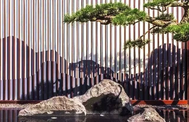 中式景觀流行設(shè)計元素：山水景墻