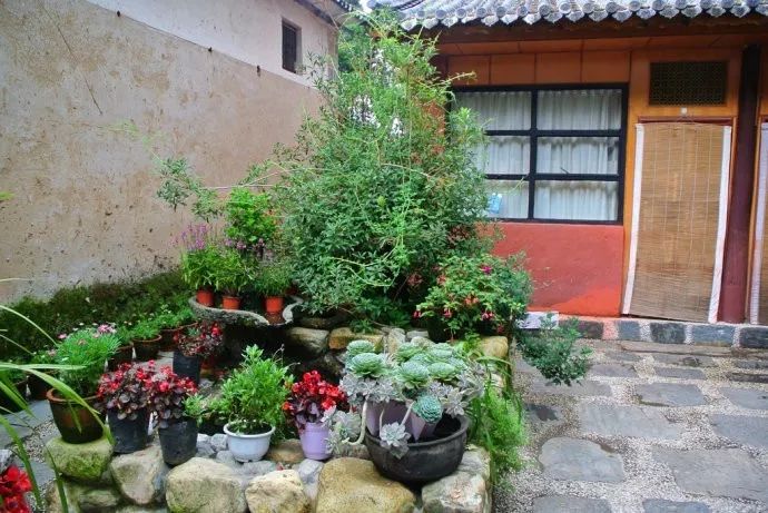 “中國最美寺院”寂照庵，房子象征著家是情感