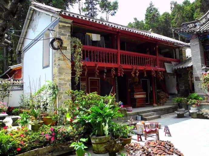 “中國最美寺院”寂照庵，房子象征著家是情感