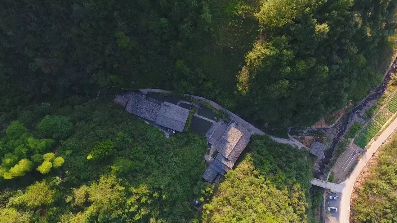 雪坑村·美客愛途，愛上美麗的客居地和旅途故事