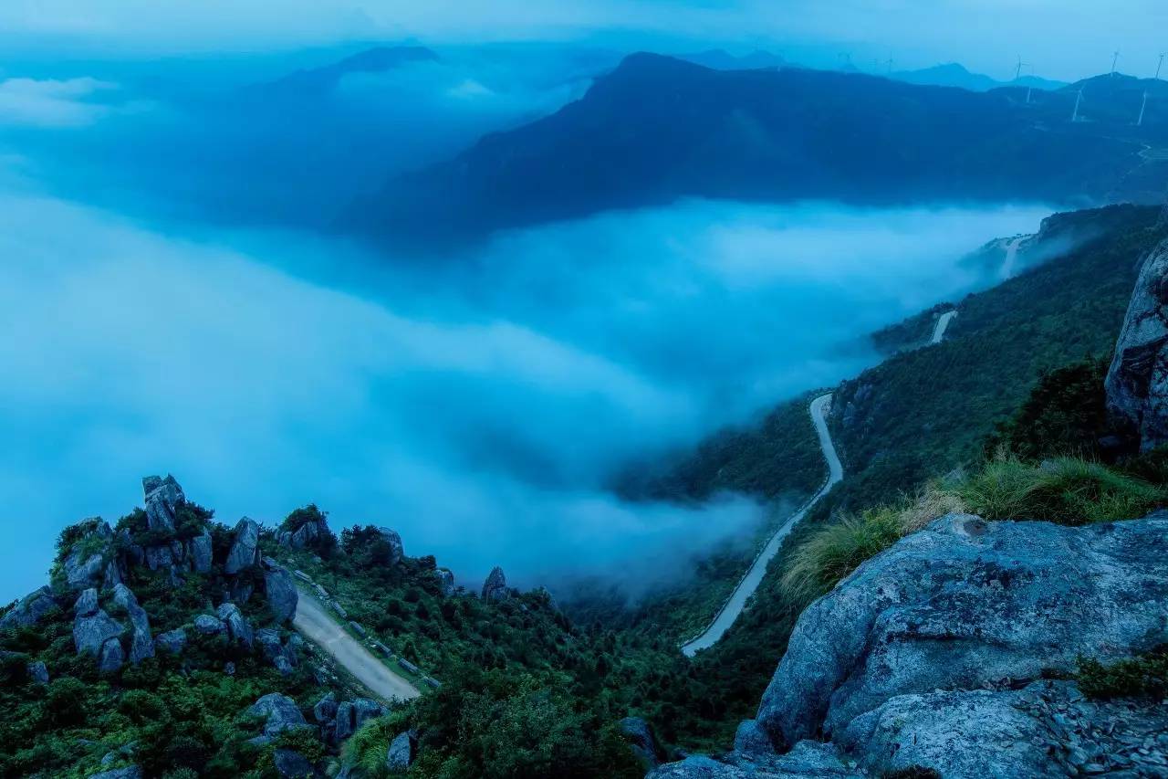 融居·銀箔泉，來銀箔泉邊喝茶看蒼山洱海