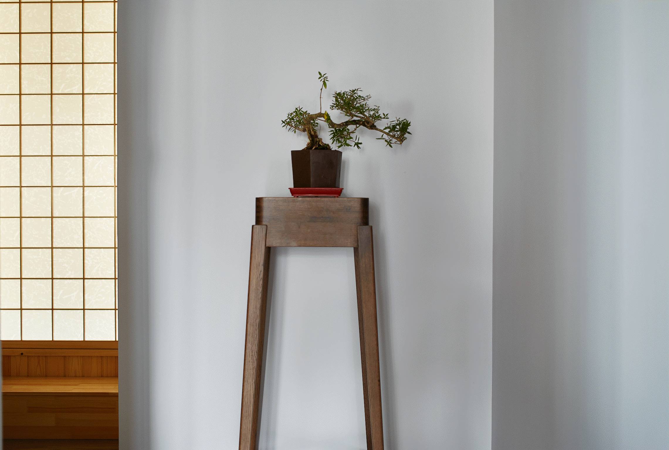 原木清風(fēng)，家理應(yīng)如此