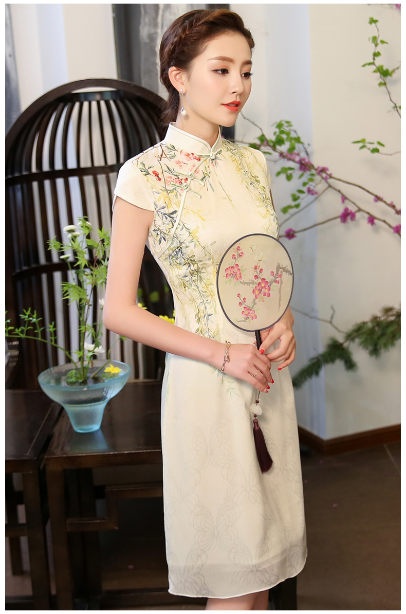 綠盈柳絲繡花旗袍，清新唯美旗袍裙