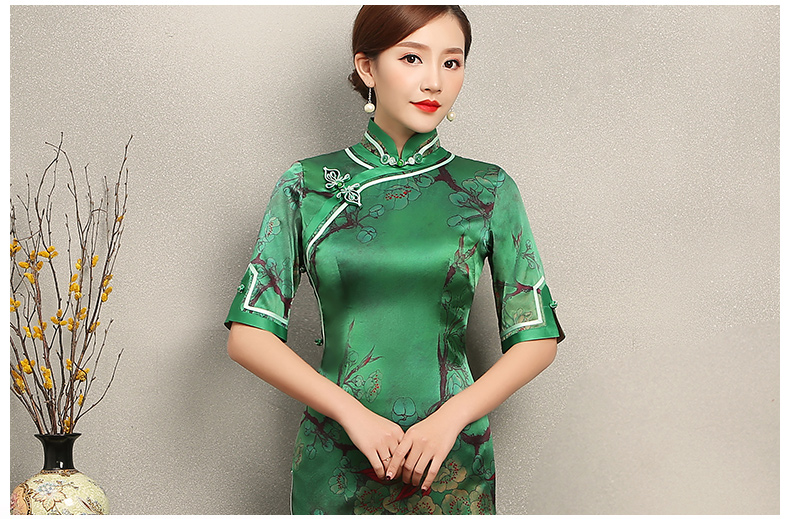 花枝印花綠色旗袍，民族風(fēng)短袖旗袍裙