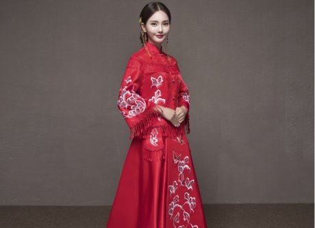 蝶戀花蘇繡新娘結(jié)婚禮服，唯美大氣中式禮服