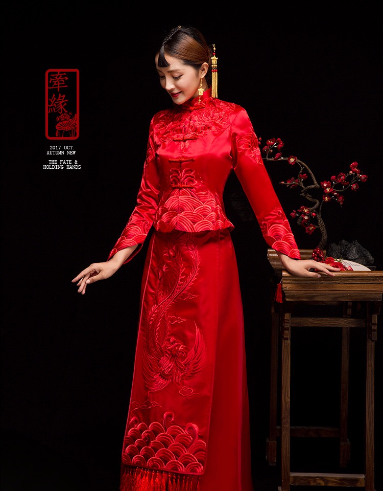 紅妝素雅中式禮服，同色系刺繡新娘禮服