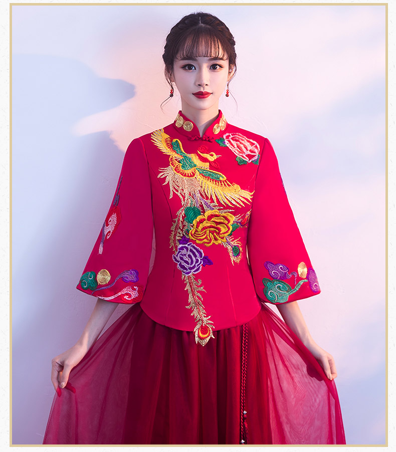 古典韻味中式禮服，鳳凰刺繡新娘結(jié)婚禮服