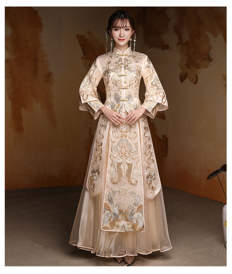 淡黃色中國(guó)風(fēng)中式禮服，新娘結(jié)婚禮服