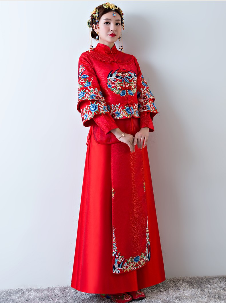 古色古香中式禮服，中國風(fēng)新娘結(jié)婚禮服