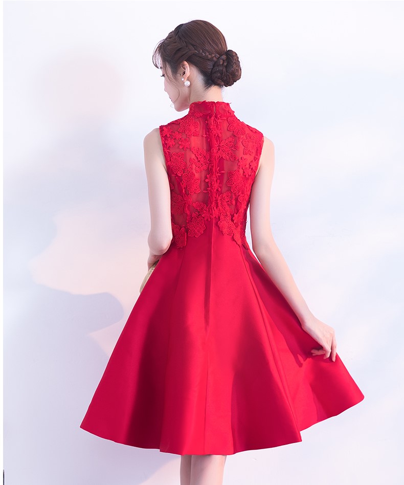 時(shí)尚無(wú)袖中式禮服，蕾絲繡花短款晚禮服