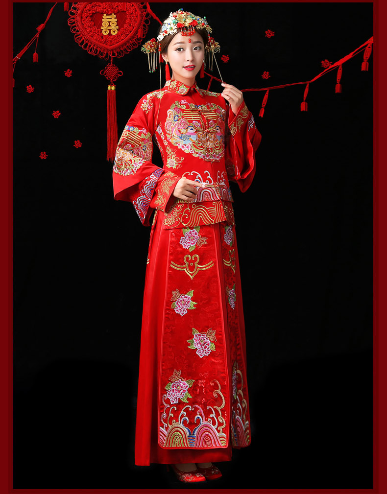 古典中國風(fēng)中式禮服，紅色結(jié)婚新娘禮服