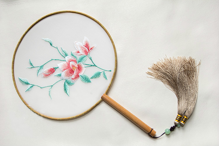 古典茉莉花刺繡團扇，復古繡花宮扇工藝扇子