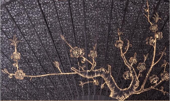 中國(guó)風(fēng)烏木扇雕刻拉花折扇