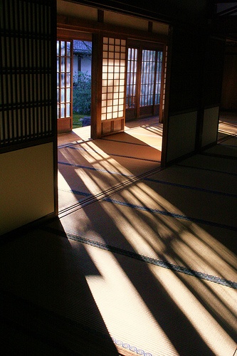 日本茶道文化的八大美：缺陷、簡素、枯槁、自