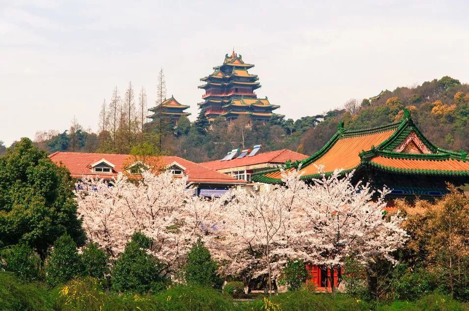 遇見中國最美的風(fēng)景，30個(gè)景色宜人的地方！