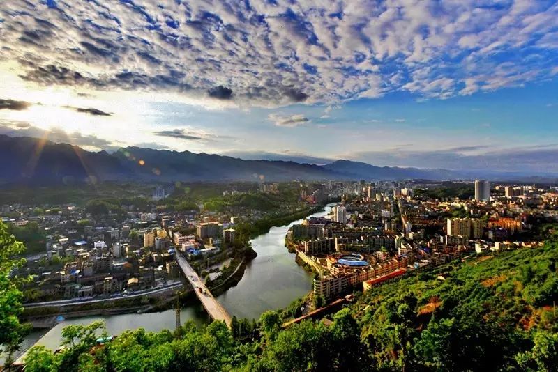 十處優(yōu)美的山水風(fēng)景，錦繡山河如詩(shī)如畫！