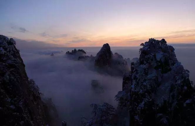 雪后黃山風(fēng)景宛如人間仙境，舞一曲雪中霓裳羽