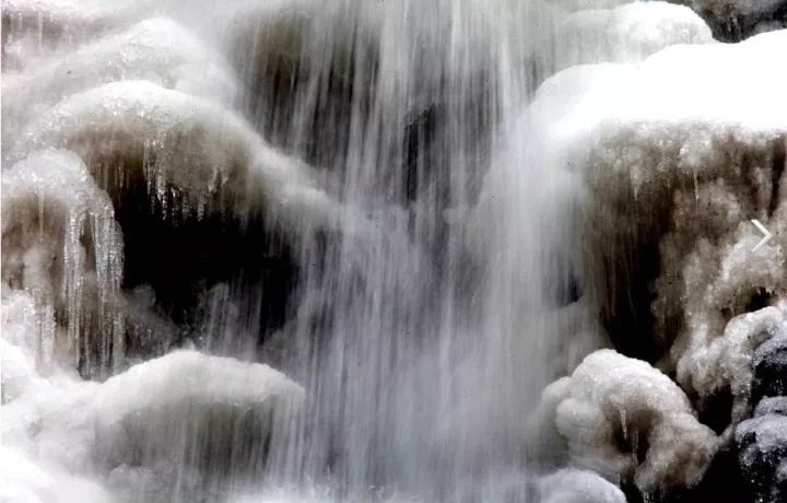 雪后黃山風景宛如人間仙境，舞一曲雪中霓裳羽