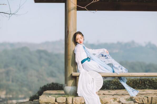 古裝女子人像攝影，白衣女子攝影照片