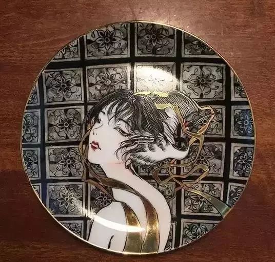 自帶仙氣的手繪插畫，古典與現(xiàn)代的巧妙結(jié)合