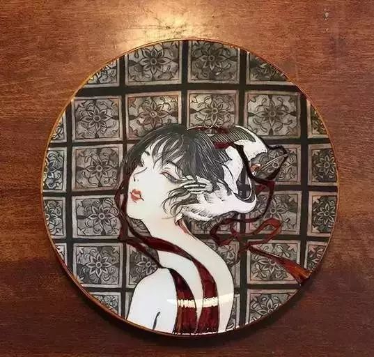 自帶仙氣的手繪插畫，古典與現(xiàn)代的巧妙結(jié)合