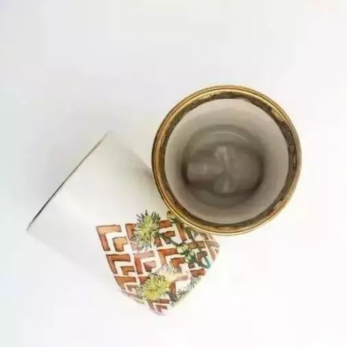 自帶仙氣的手繪插畫，古典與現(xiàn)代的巧妙結(jié)合