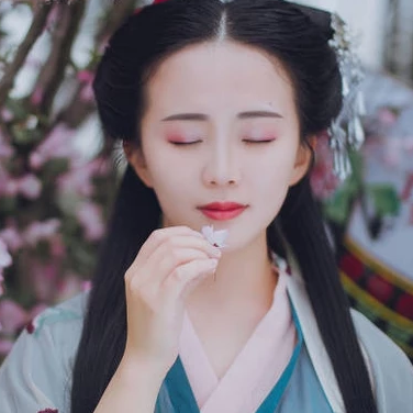 夢花期小清新女生頭像，唯美古風(fēng)真人頭像
