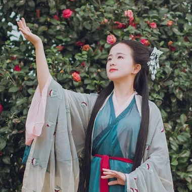 夢花期小清新女生頭像，唯美古風(fēng)真人頭像