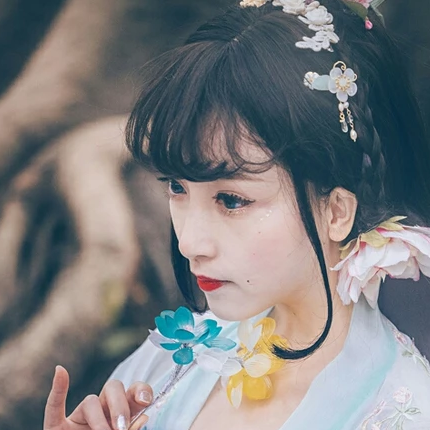 森林花仙子女生頭像，唯美古風(fēng)真人頭像