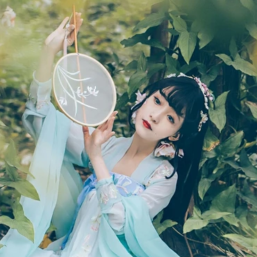 森林花仙子女生頭像，唯美古風(fēng)真人頭像