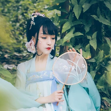 森林花仙子女生頭像，唯美古風(fēng)真人頭像