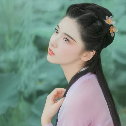 柳下紫衣帶傘頭像，唯美古風(fēng)真人頭像