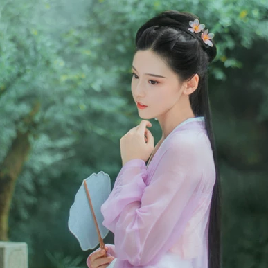 柳下紫衣帶傘頭像，唯美古風(fēng)真人頭像