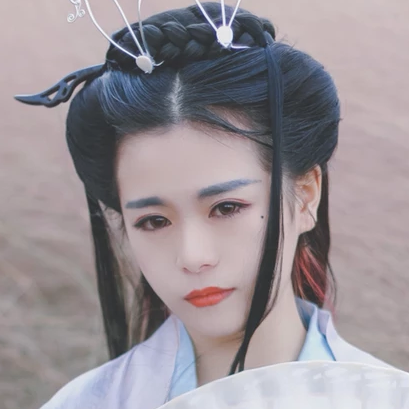 風(fēng)中俠客女生頭像，唯美古風(fēng)真人頭像