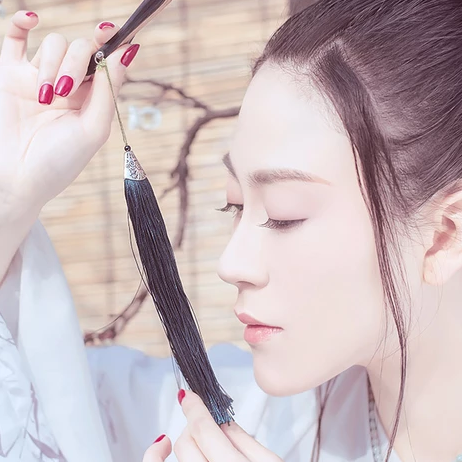 白衣冷艷女子頭像，唯美古風(fēng)真人頭像