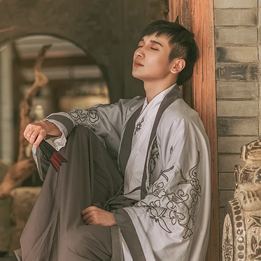 古典中國風(fēng)漢服孤館燈青頭像，古風(fēng)男生頭像