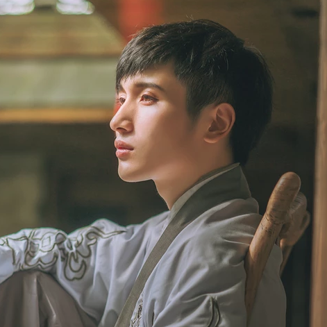 古典中國風(fēng)漢服孤館燈青頭像，古風(fēng)男生頭像