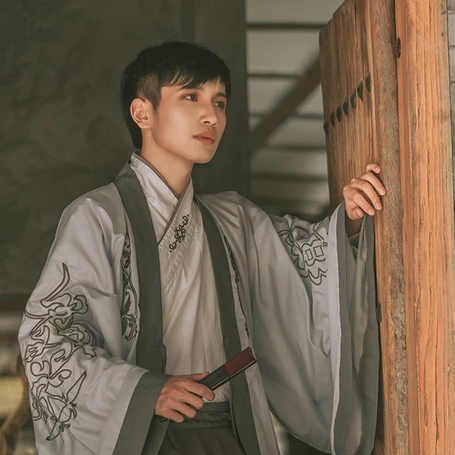 古典中國風(fēng)漢服孤館燈青頭像，古風(fēng)男生頭像